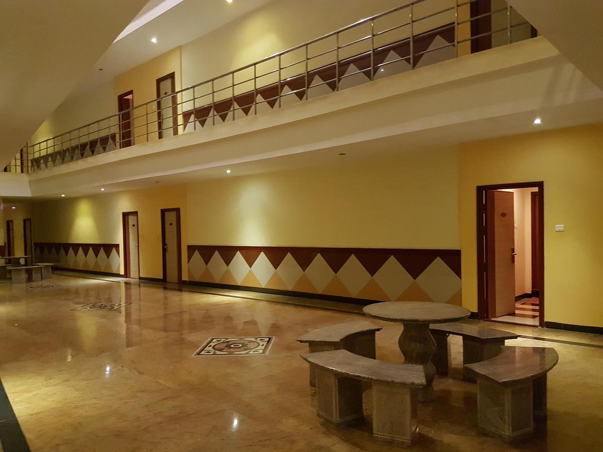 Hotel Subhalakshmi Palace Karaikkudi Εξωτερικό φωτογραφία