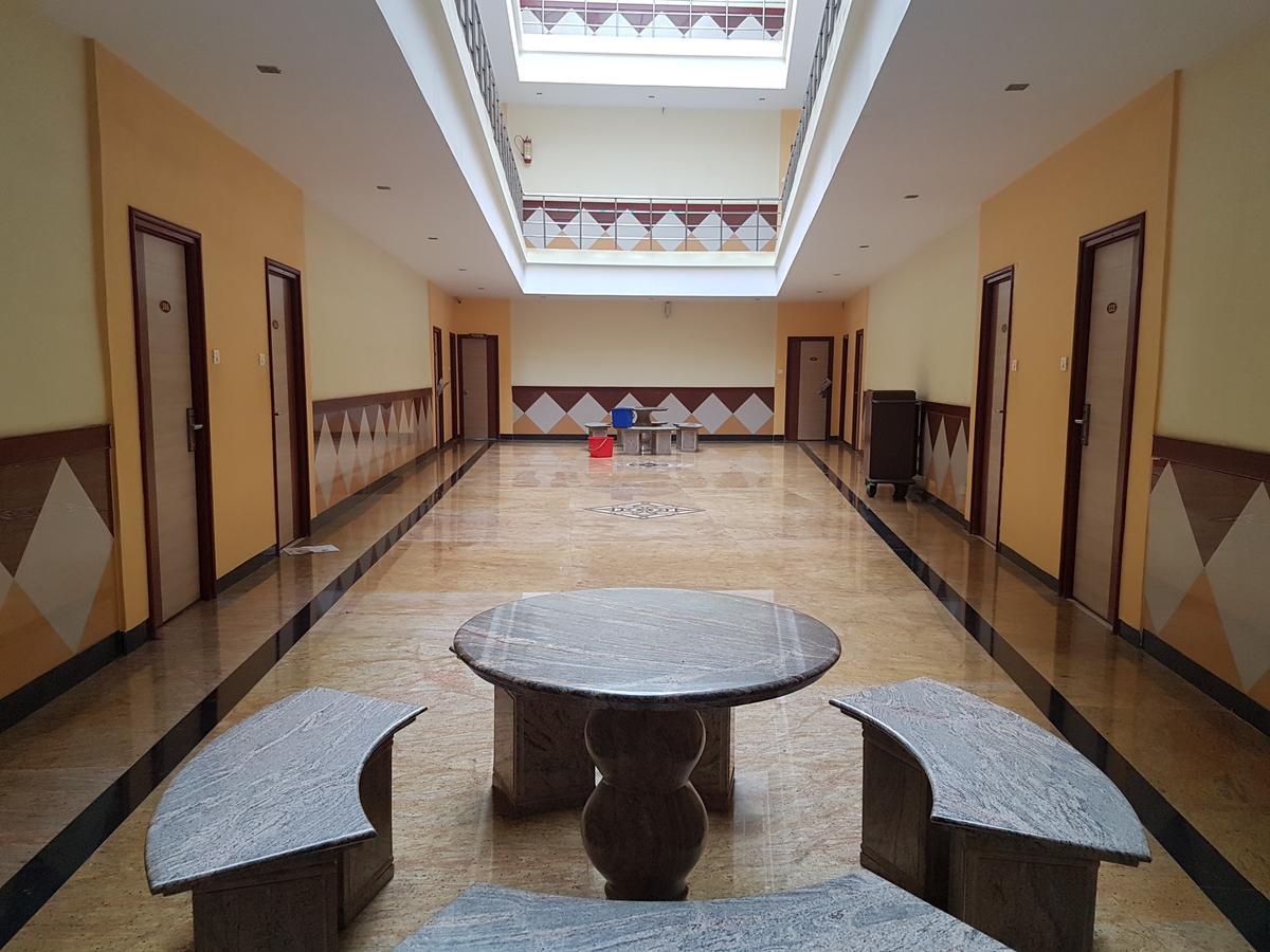 Hotel Subhalakshmi Palace Karaikkudi Εξωτερικό φωτογραφία